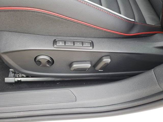 New 2026 Volkswagen GTI SE image 17