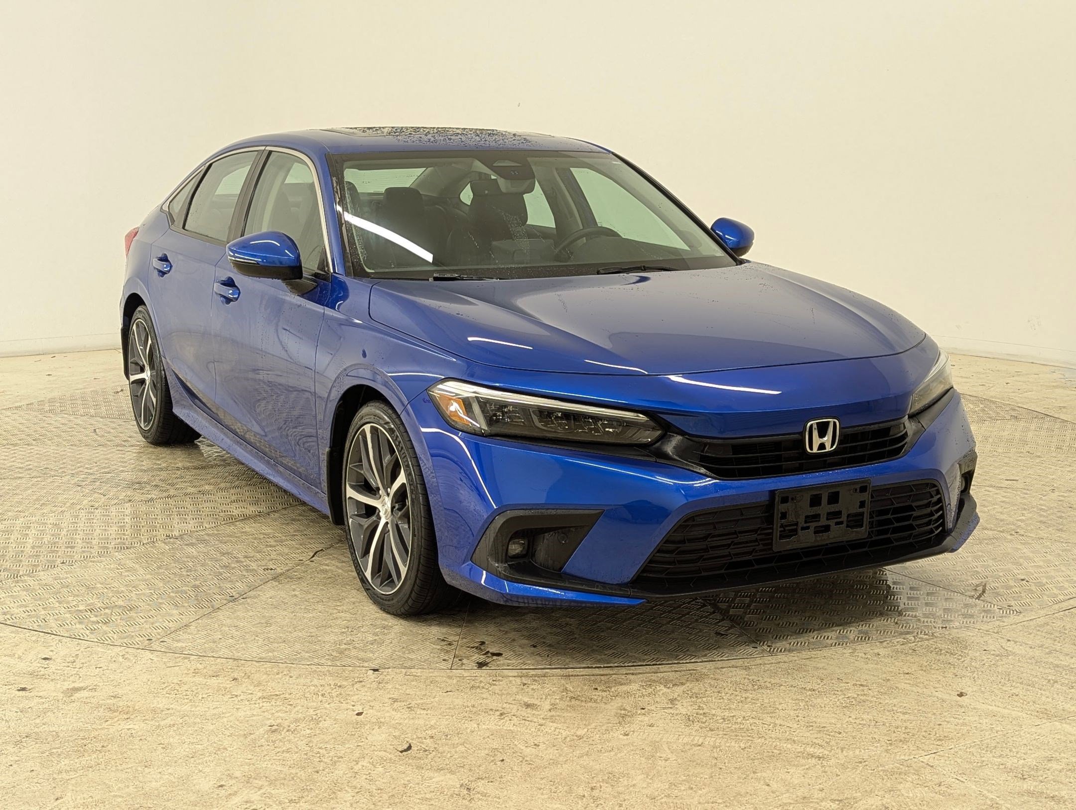 Used 2023 Honda Civic Touring image 6