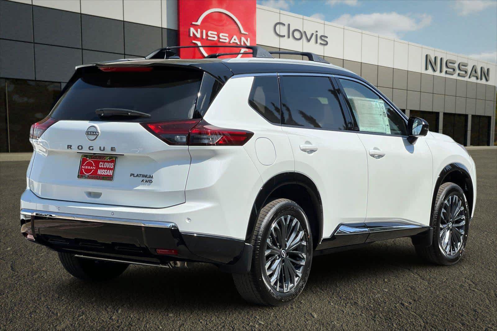 New 2026 Nissan Rogue Platinum AWD/4WD image 3
