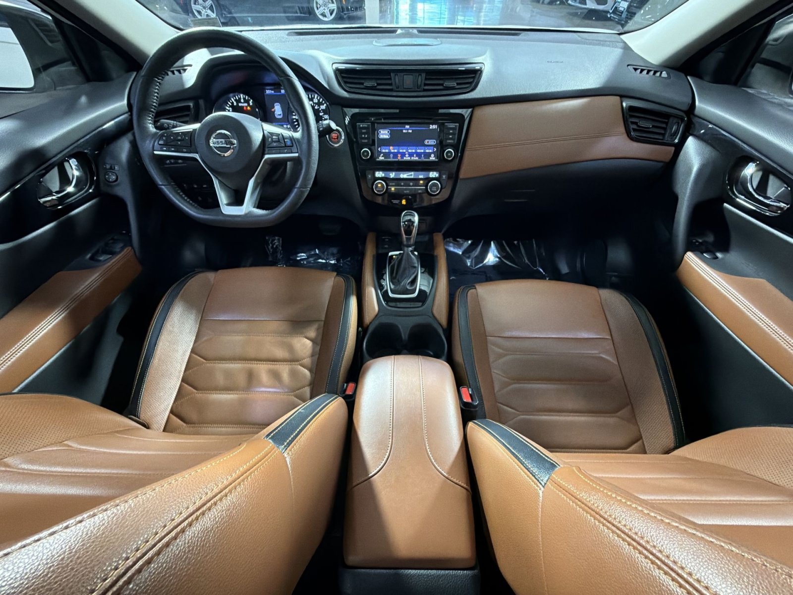 Used 2019 Nissan Rogue SL w/ Premium Package AWD/4WD image 36