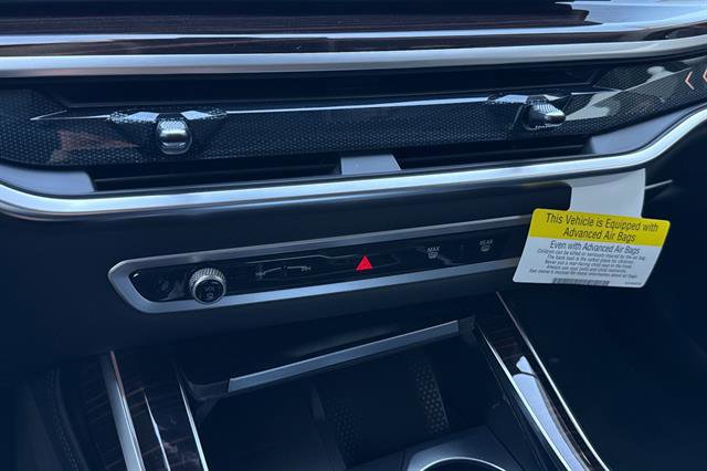 New 2026 BMW X7 xDrive40i image 24