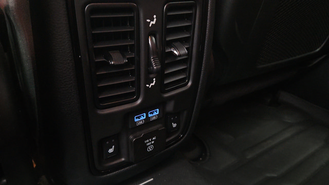 Used 2024 Dodge Durango SRT Hellcat AWD/4WD image 33