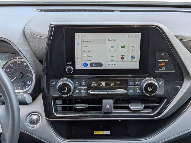 Used 2023 Toyota Highlander XLE image 20