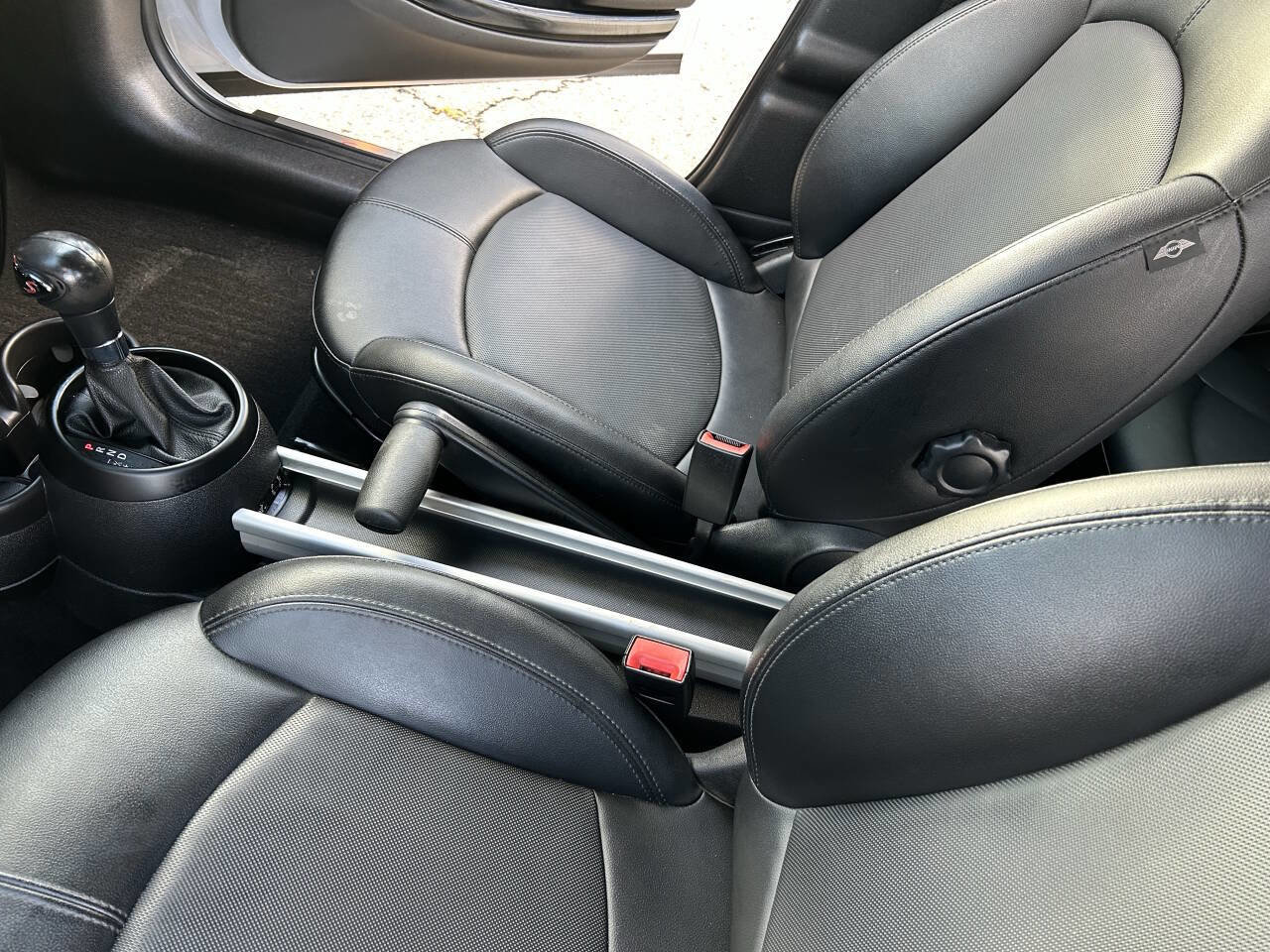 Used 2016 MINI Cooper Countryman S FWD image 9