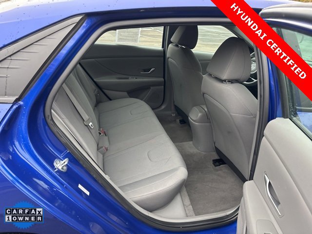 Used 2021 Hyundai Elantra SE image 22