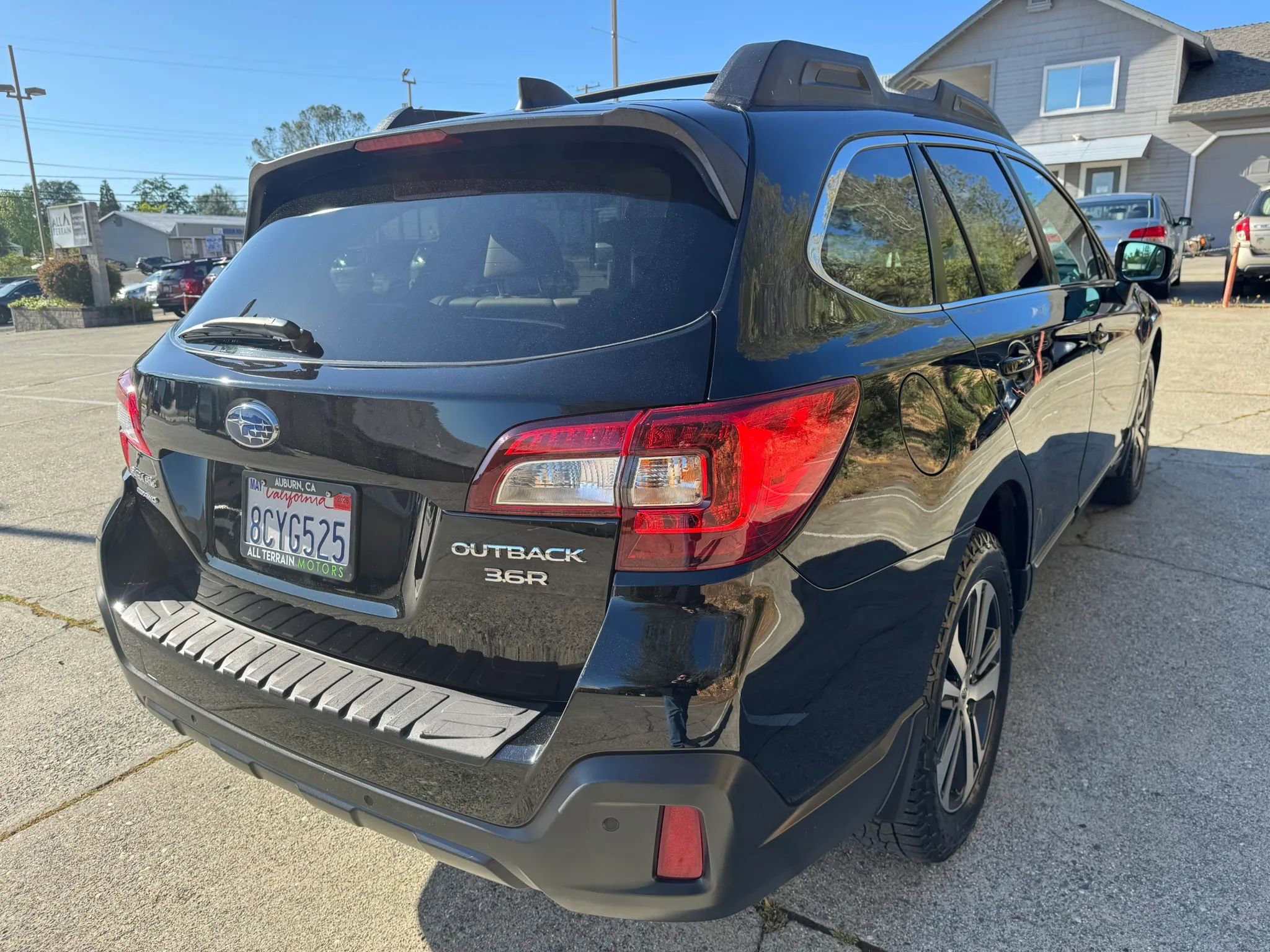 Used 2018 Subaru Outback 3.6R Limited image 7