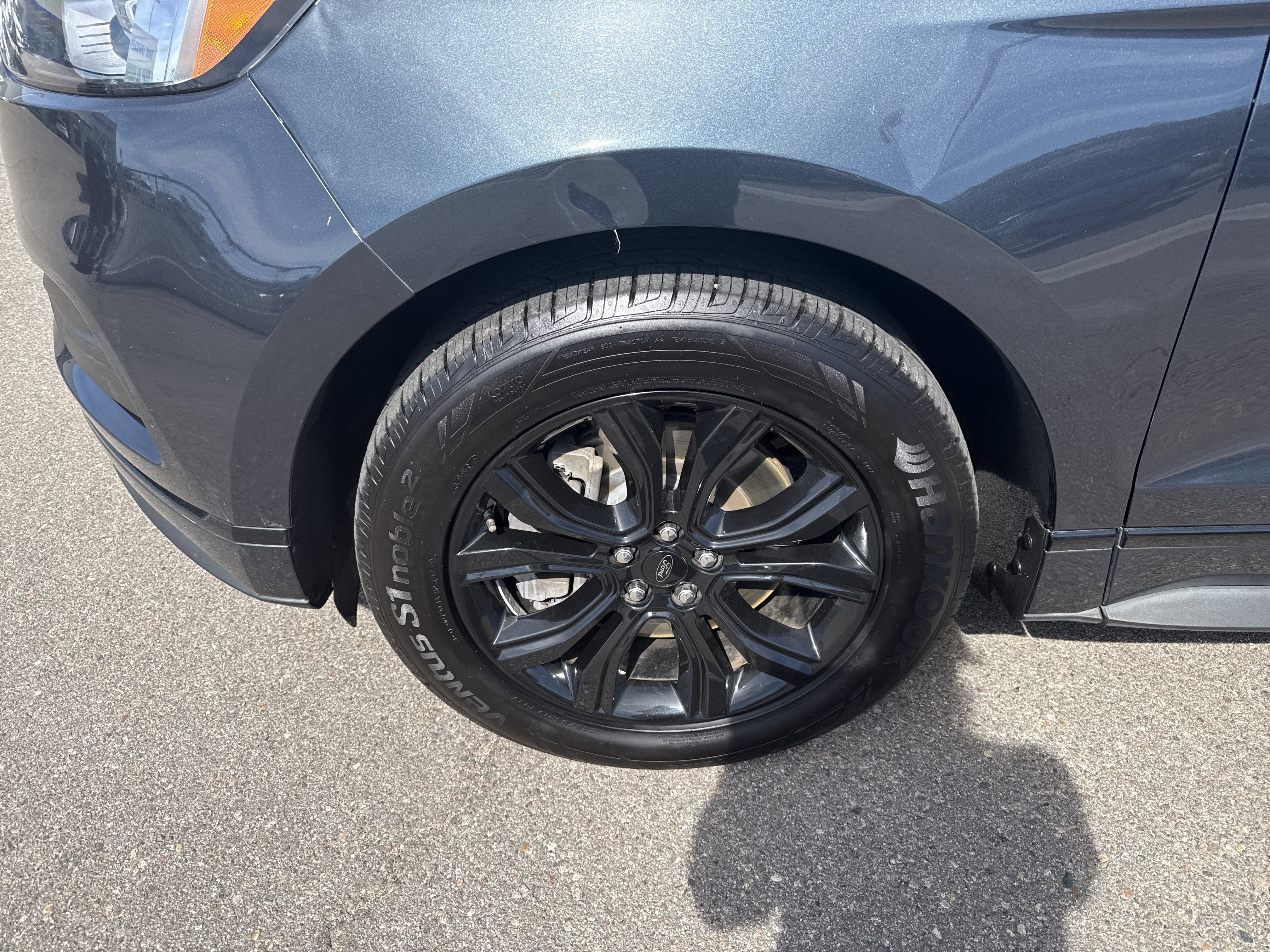 Used 2022 Ford Edge SE w/ Black Appearance Package image 10