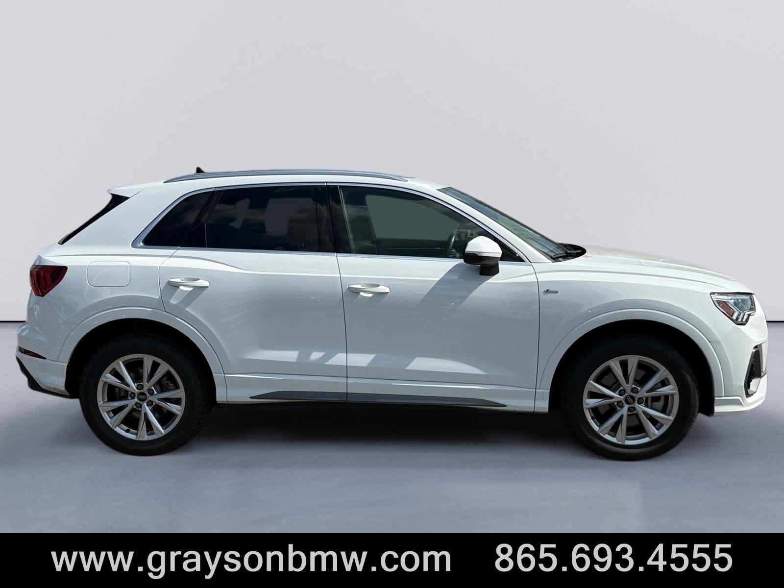 Used 2025 Audi Q3 2.0T Premium AWD/4WD image 2