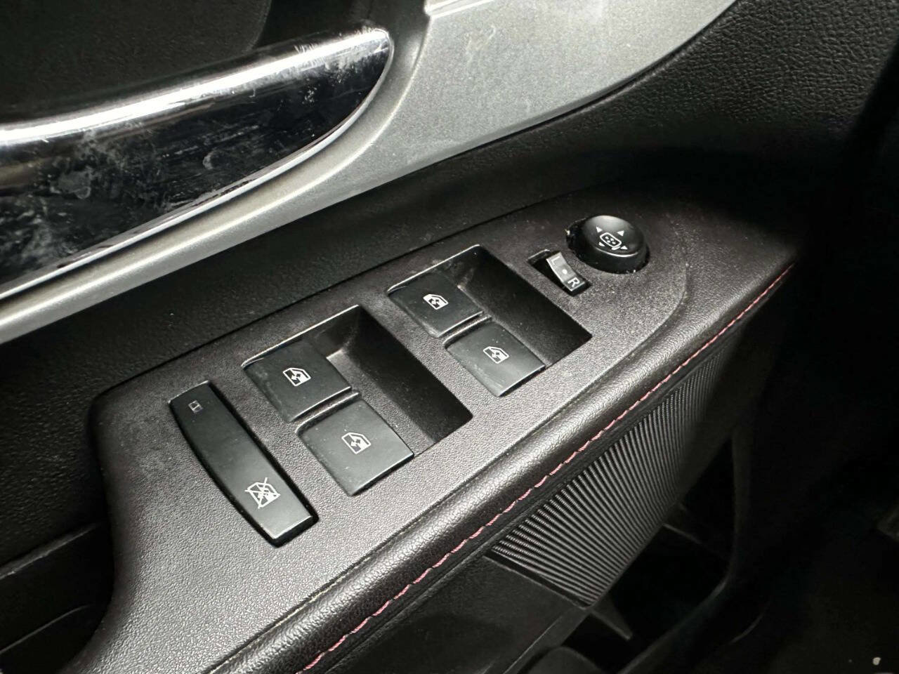 Used 2015 Chevrolet Equinox LT image 22