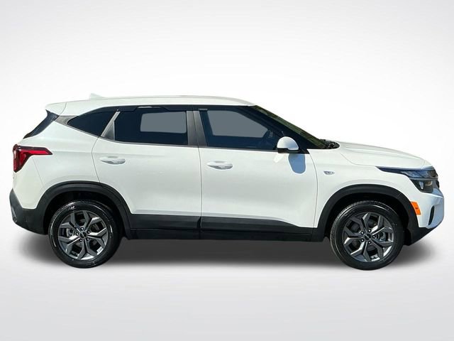 Used 2024 Kia Seltos LX image 7