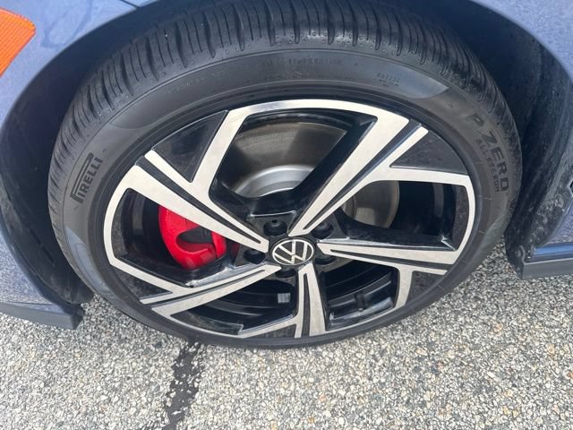 Used 2026 Volkswagen GTI SE FWD image 10