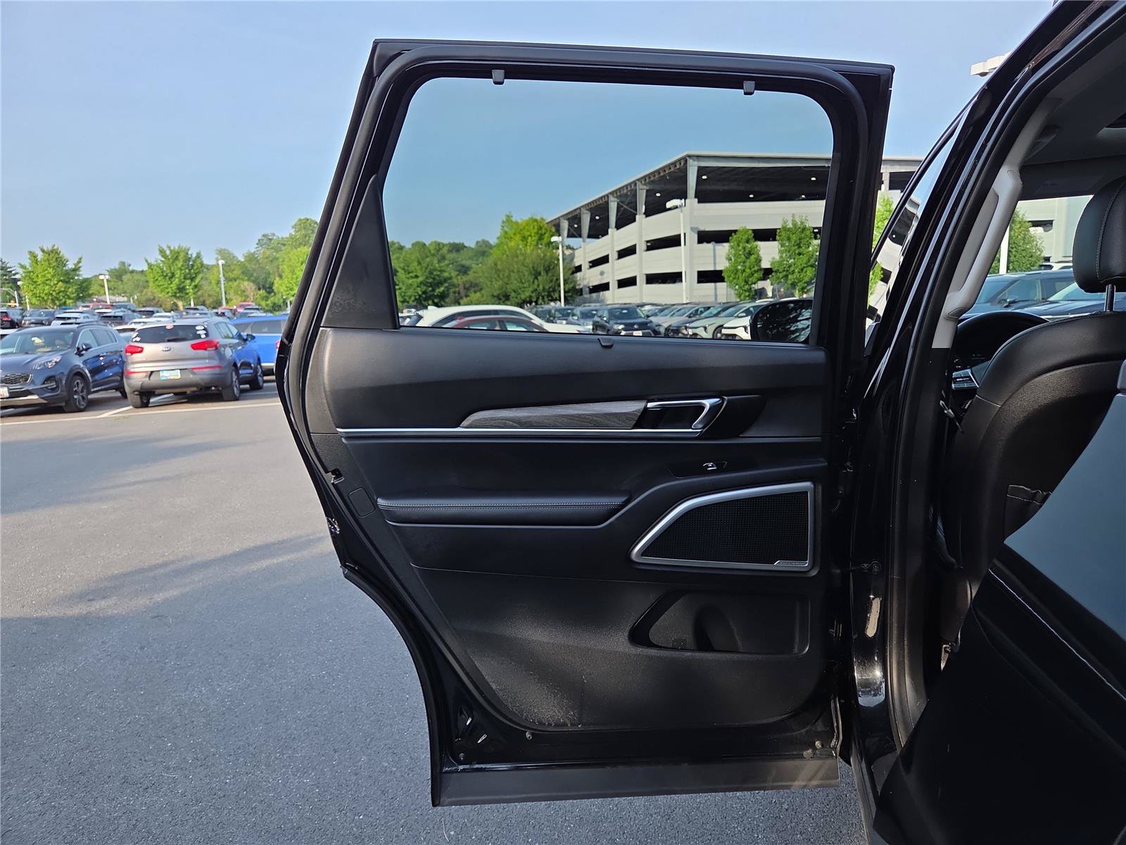 Used 2021 Kia Telluride EX w/ EX Premium Package AWD/4WD image 30