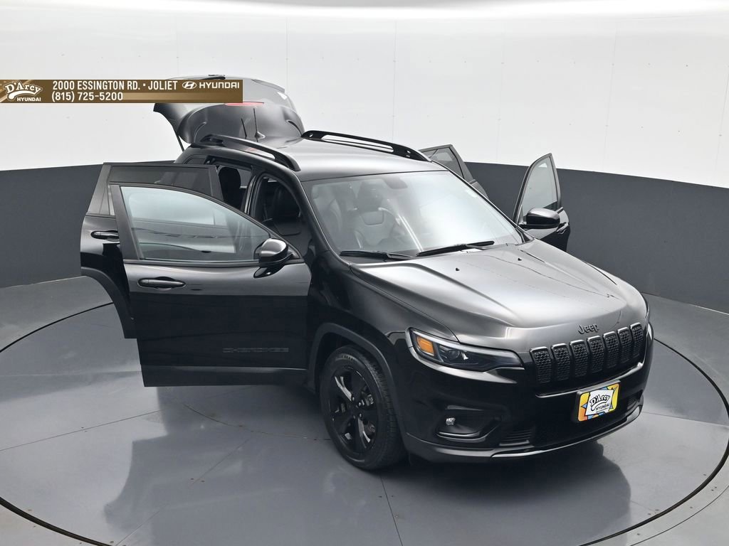 Used 2019 Jeep Cherokee Latitude Plus FWD image 29
