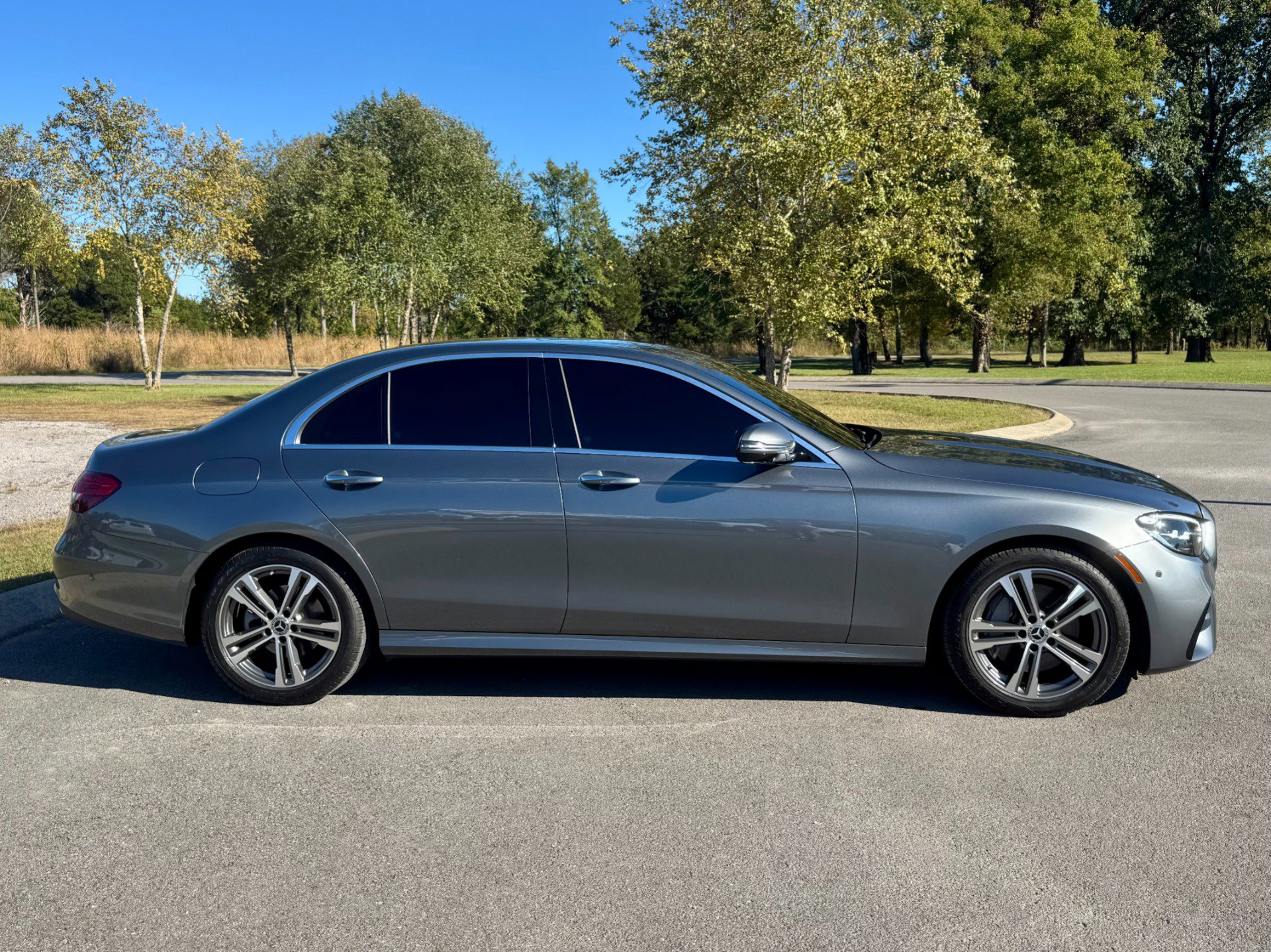 Used 2022 Mercedes-Benz E 350 Sedan image 8