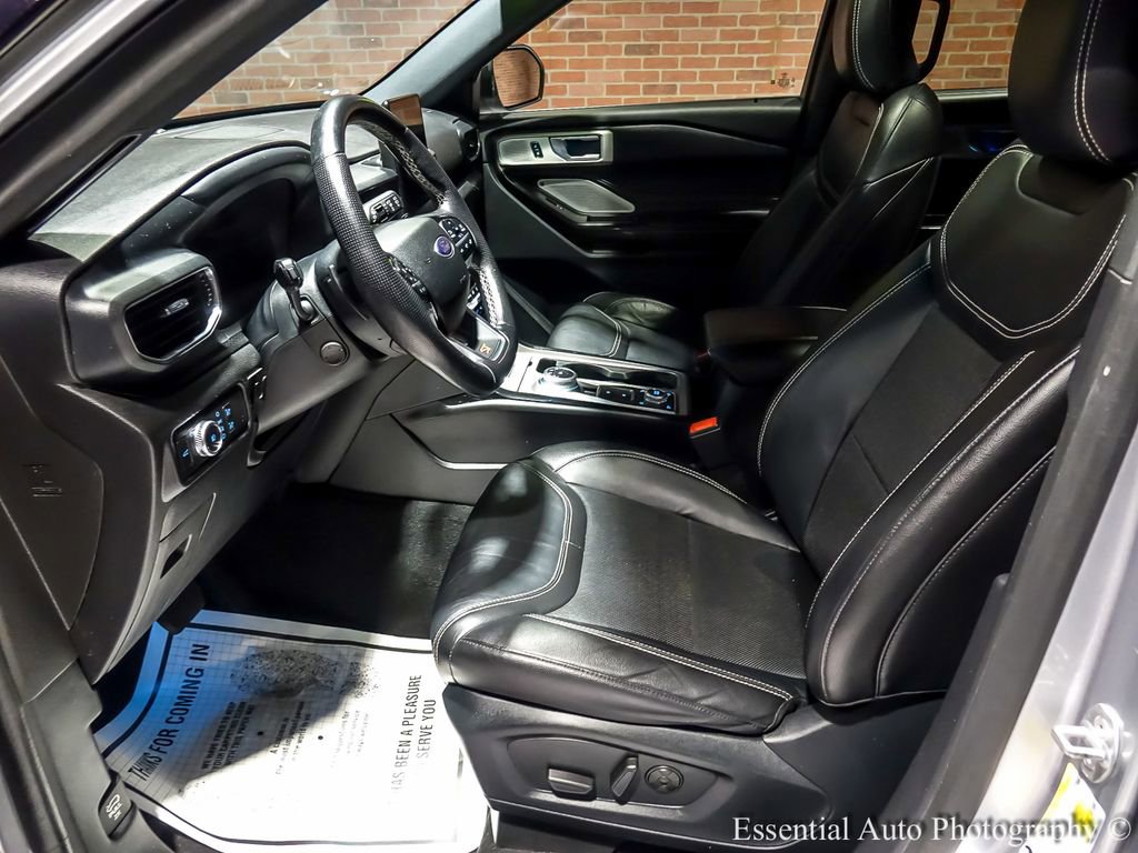 Used 2021 Ford Explorer ST w/ ST Street Pack image 13