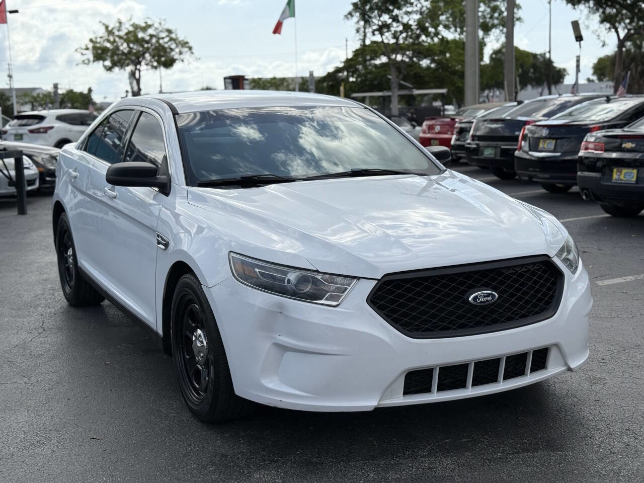 Used 2015 Ford Taurus Police Interceptor AWD image 10