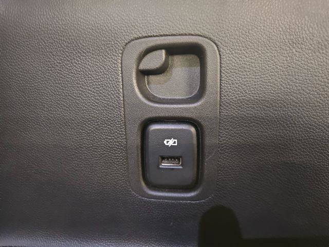 Used 2019 Buick Enclave Essence FWD image 38