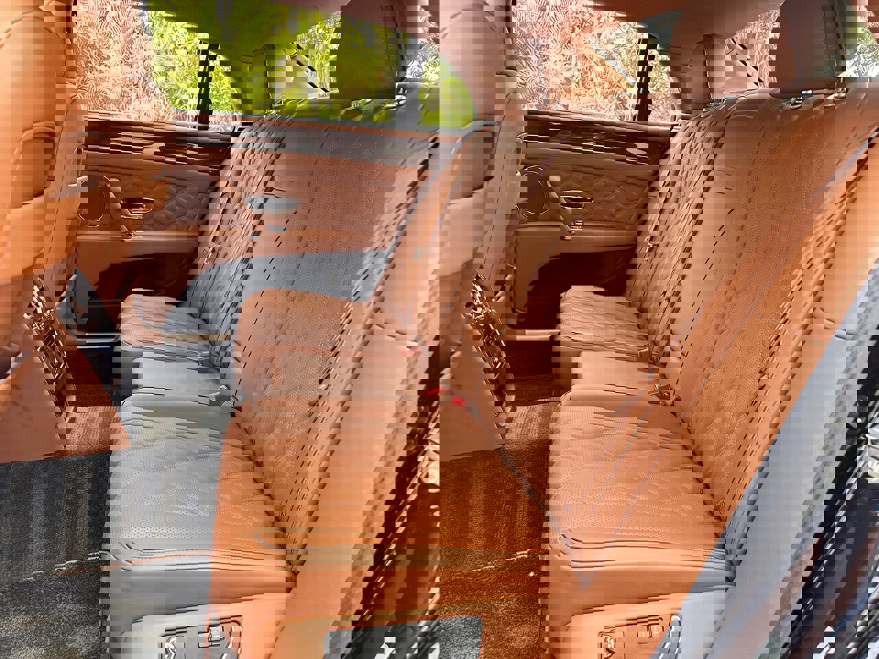 Used 2015 Bentley Flying Spur V8 image 43