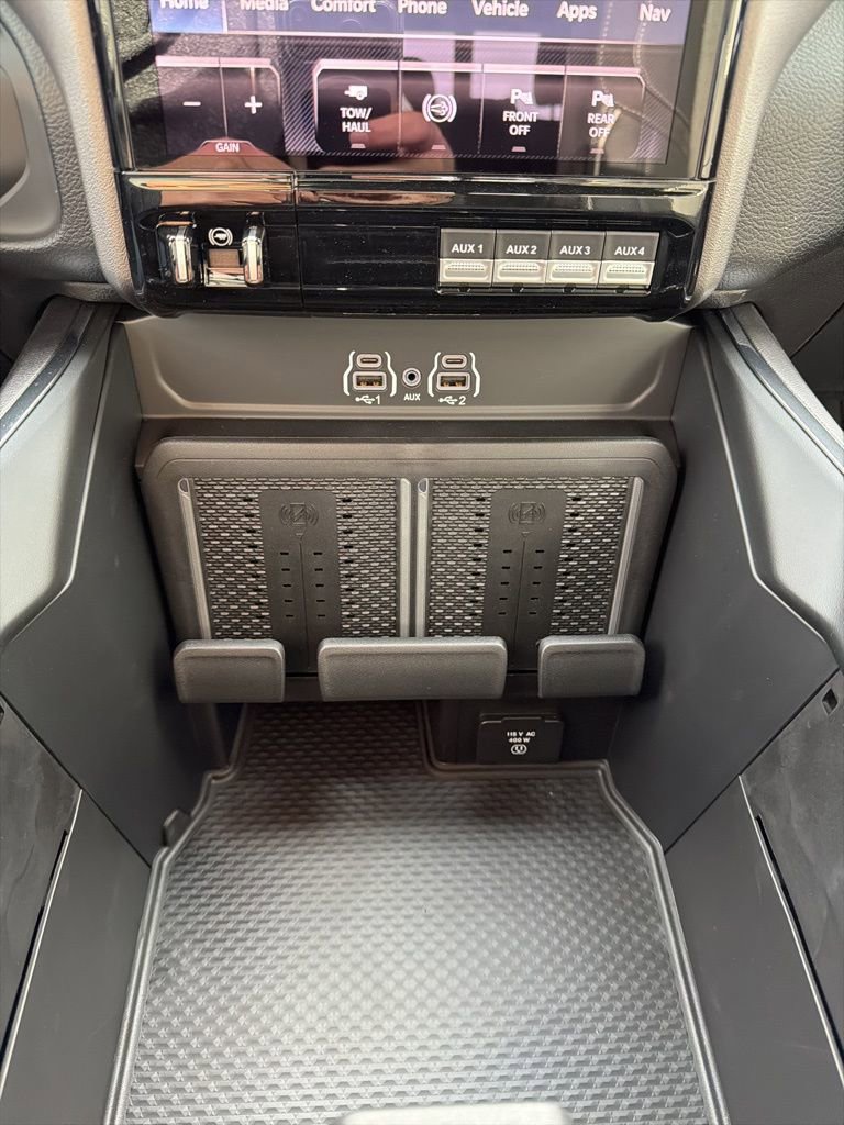 New 2026 RAM 3500 Laramie image 32