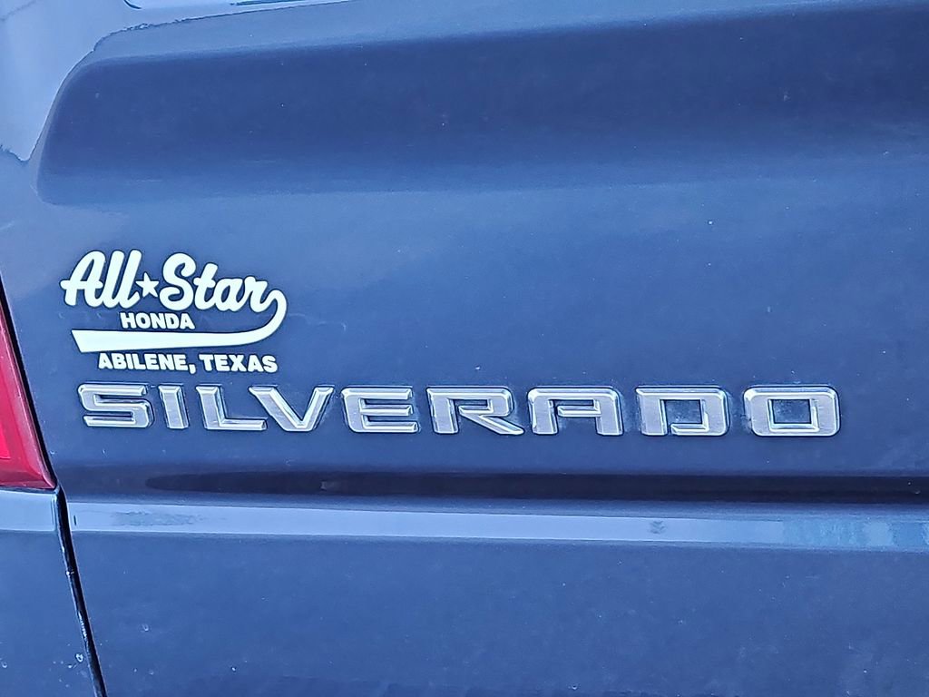 Used 2019 Chevrolet Silverado 1500 LT w/ Texas Edition image 16