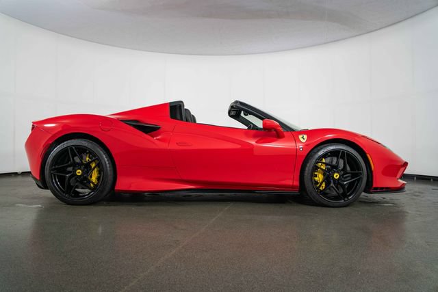 Used 2023 Ferrari F8 Tributo RWD image 9