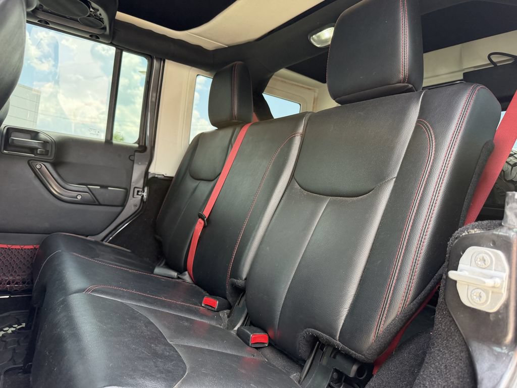 Used 2018 Jeep Wrangler Unlimited Rubicon AWD/4WD image 21