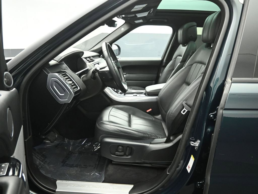 Used 2020 Land Rover Range Rover Sport HSE image 10