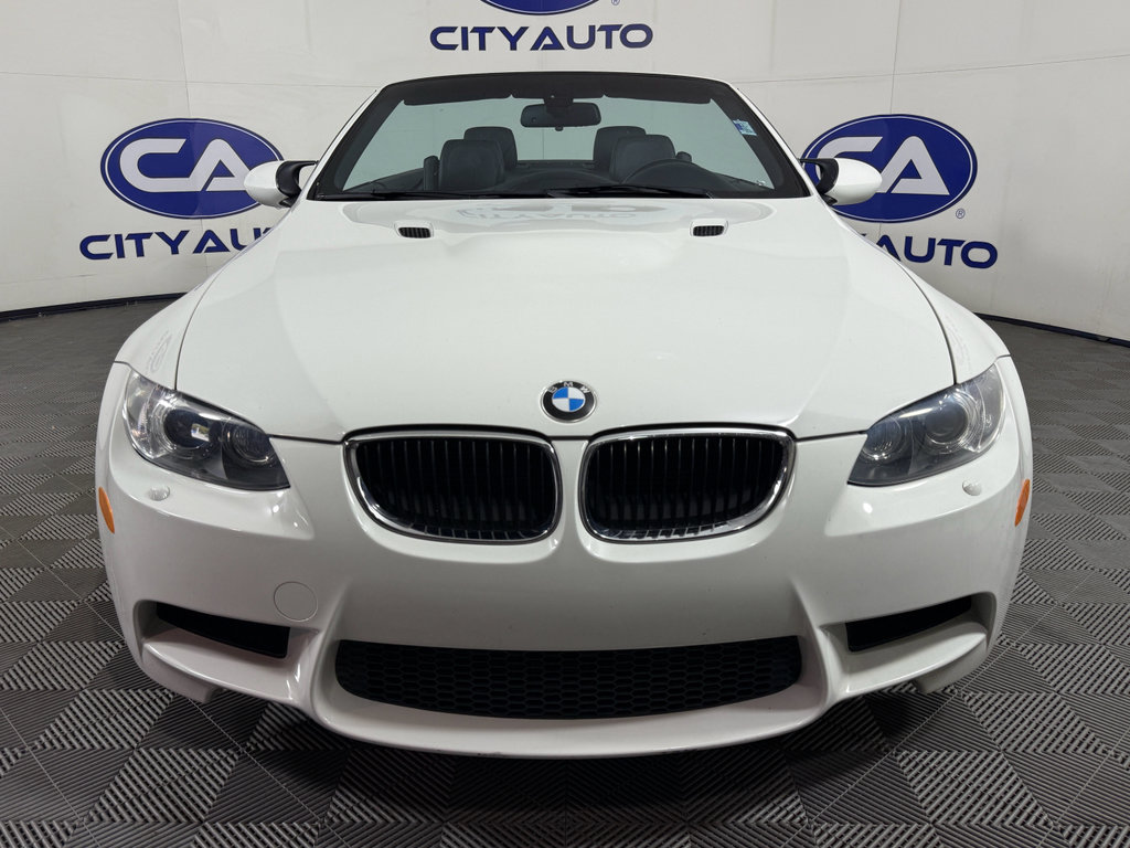 Used 2012 BMW M3 Convertible image 2