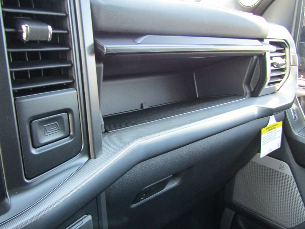 New 2025 Ford F150 Lariat w/ Equipment Group 501A Mid image 27