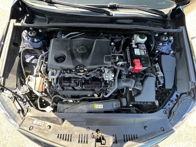 Used 2021 Toyota Camry LE FWD image 30