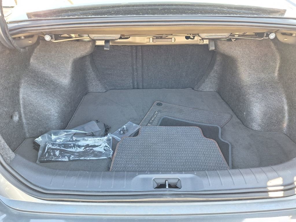 Used 2025 Nissan Altima 2.5 SR image 24