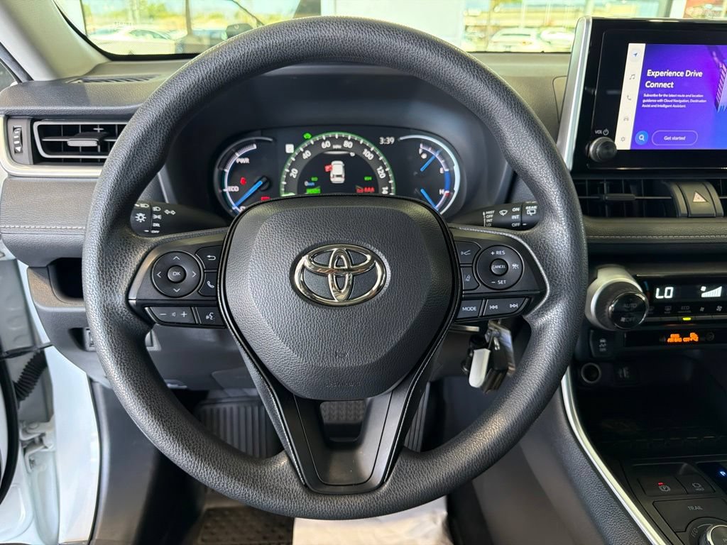 Certified 2025 Toyota RAV4 LE AWD/4WD image 22