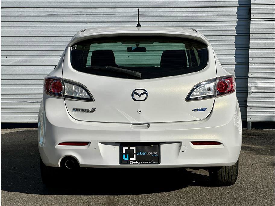 Used 2013 MAZDA MAZDA3 i Touring image 11