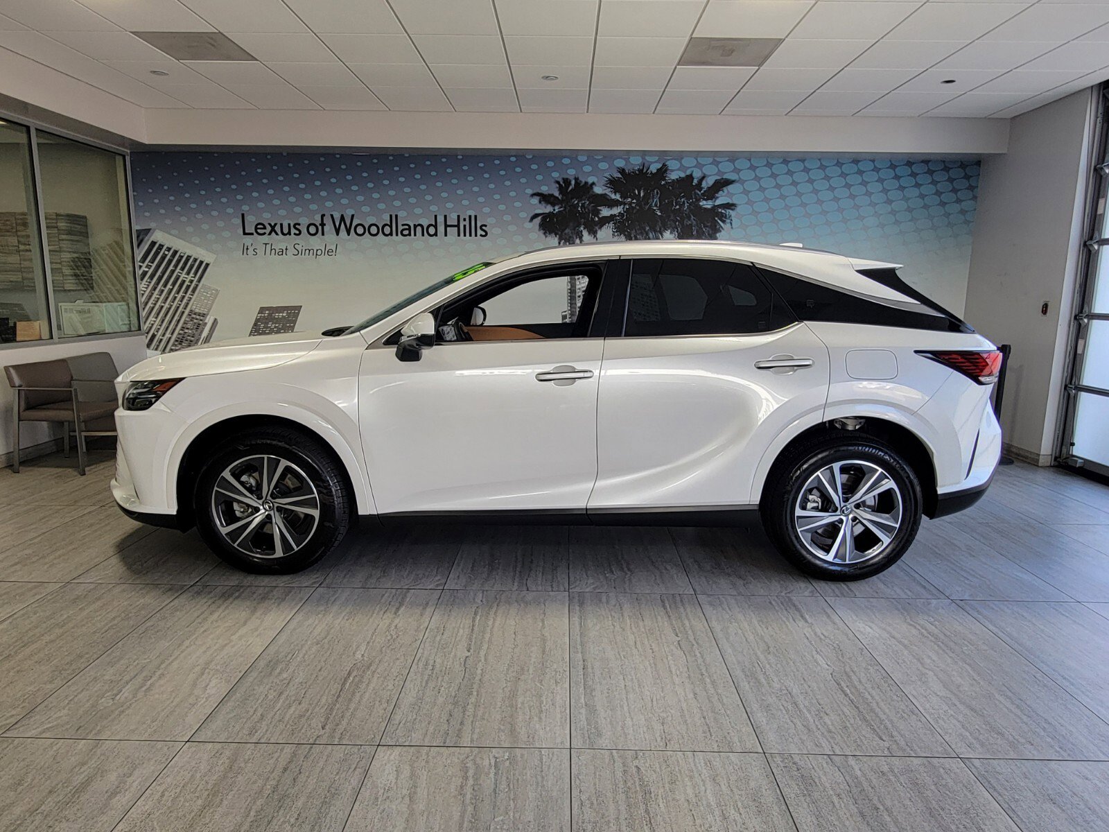 Certified 2025 Lexus RX 350 Premium image 2