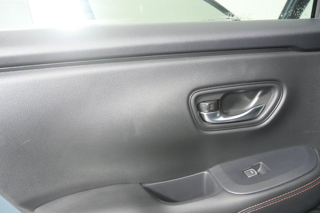 Used 2025 Honda HR-V Sport image 13