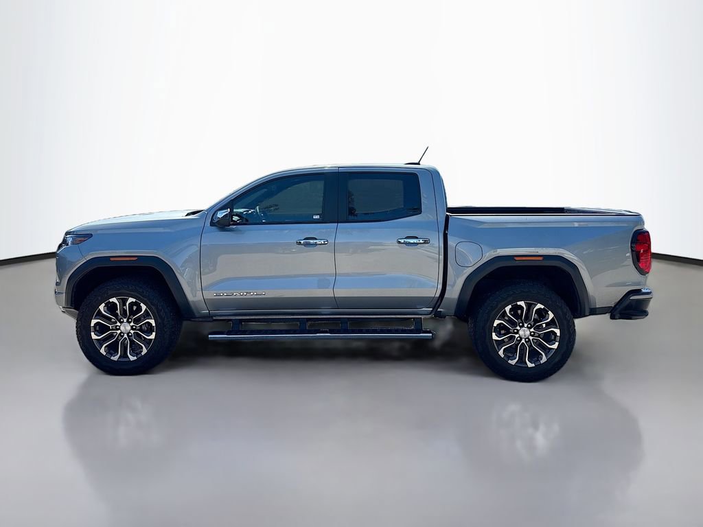 Used 2025 GMC Canyon Denali AWD/4WD image 4