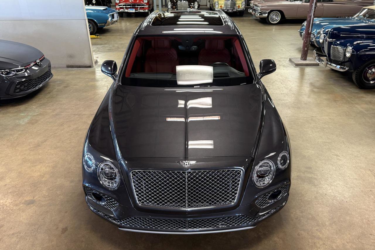 Used 2018 Bentley Bentayga image 7