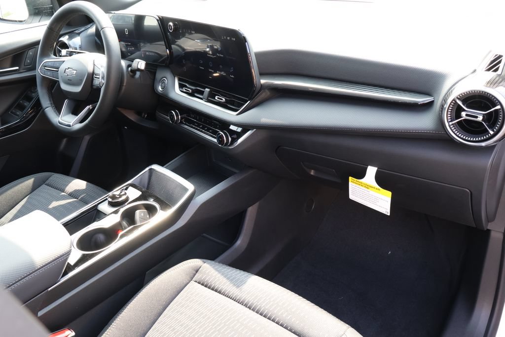 New 2027 Chevrolet Equinox LT w/ Midnight Edition FWD image 41