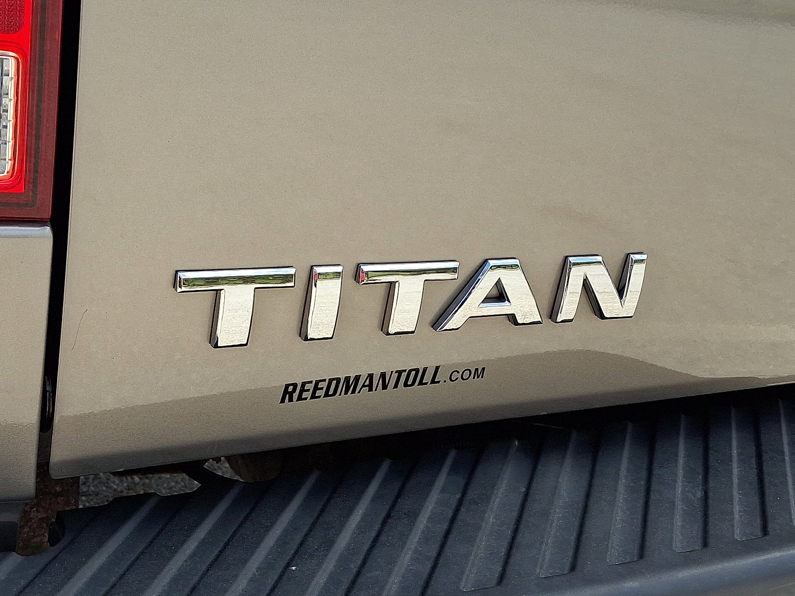 Used 2006 Nissan Titan SE image 29