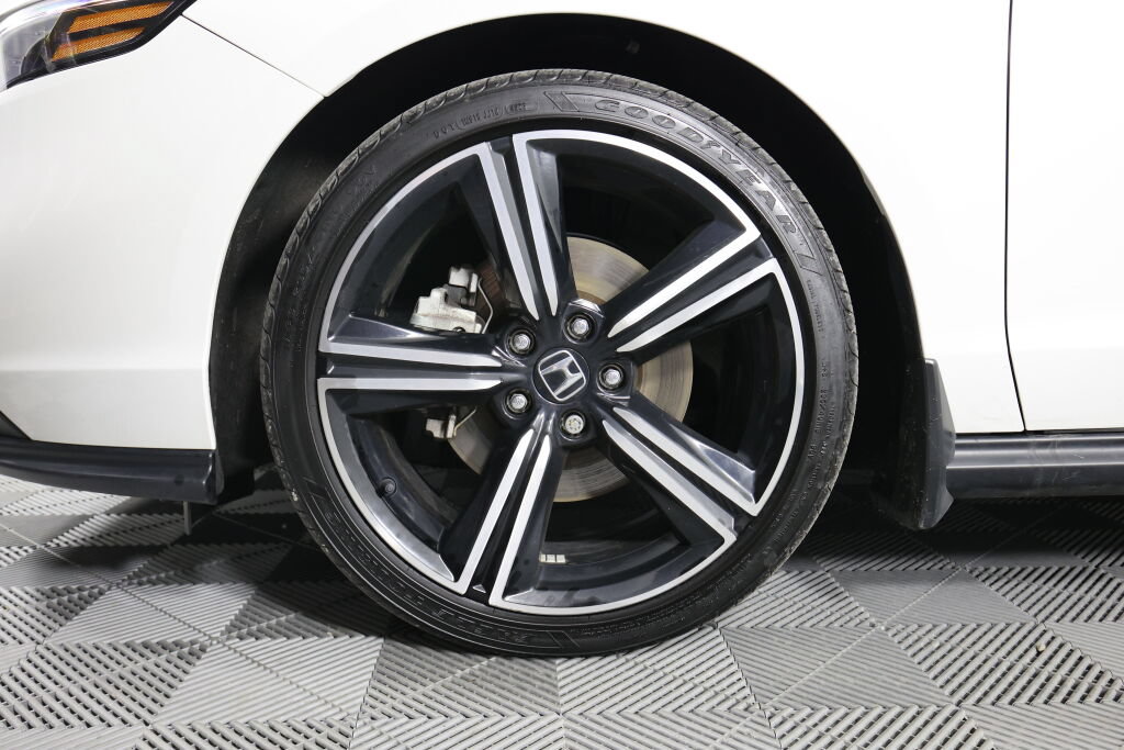 Used 2024 Honda Accord Sport image 9