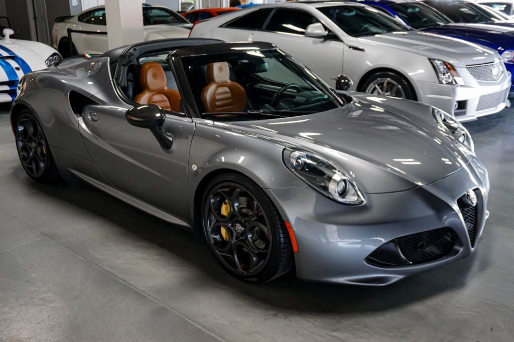 Used 2020 Alfa Romeo 4C Spider w/ Bright Package RWD image 8