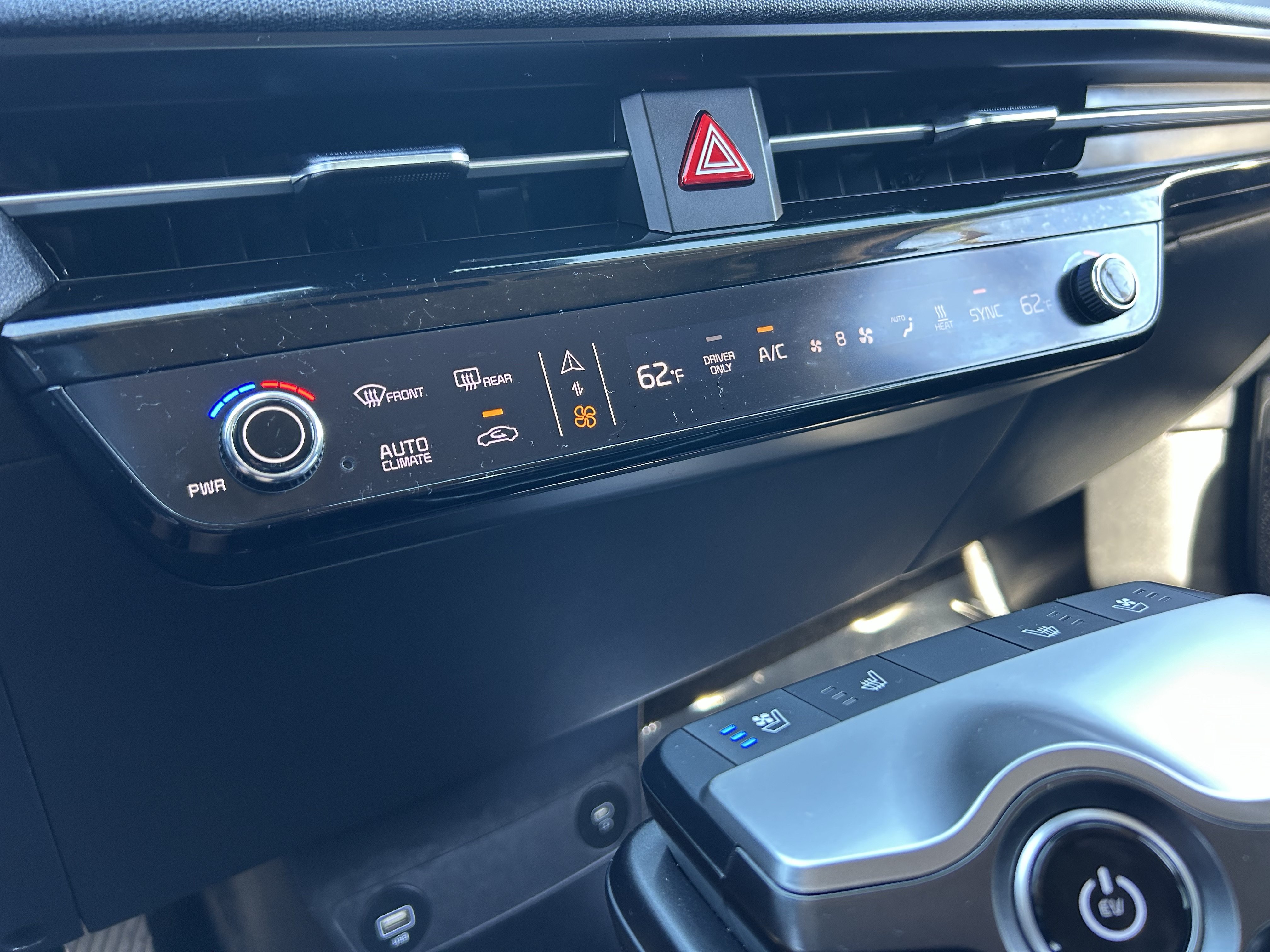Certified 2023 Kia EV6 Wind RWD image 27