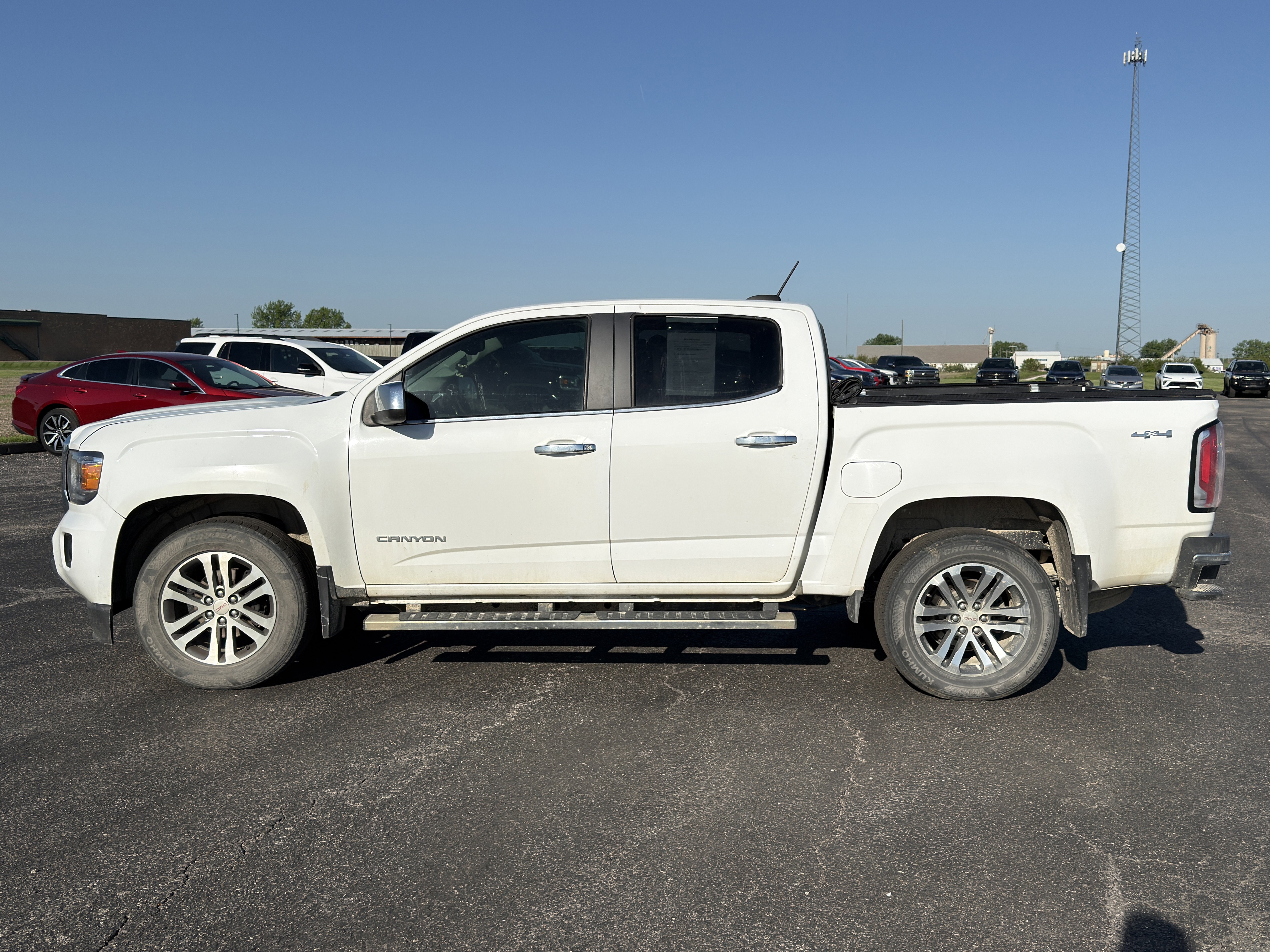 Used 2016 GMC Canyon SLT w/ Driver Alert Package AWD/4WD image 6