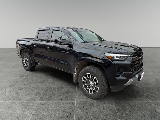 Used 2024 Chevrolet Colorado Z71 w/ Z71 Convenience Package 2 AWD/4WD image 7