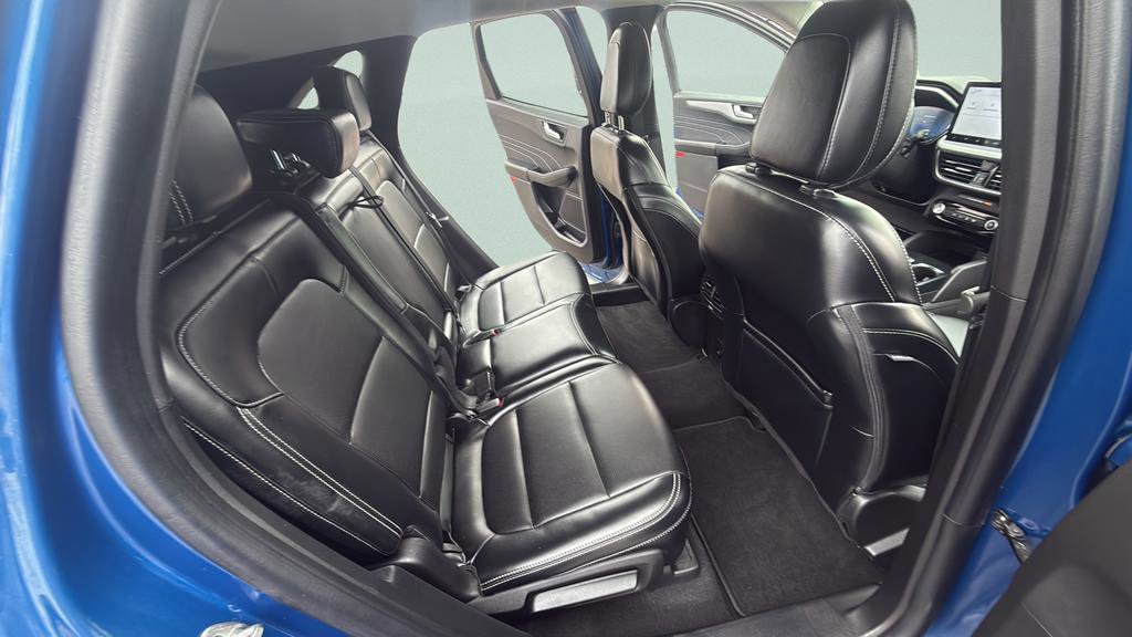 Certified 2023 Ford Escape Platinum image 32