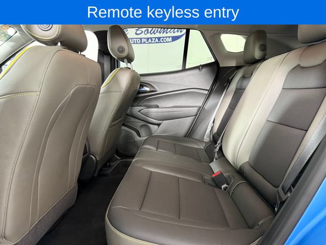 Used 2025 Chevrolet Trax ACTIV FWD image 14