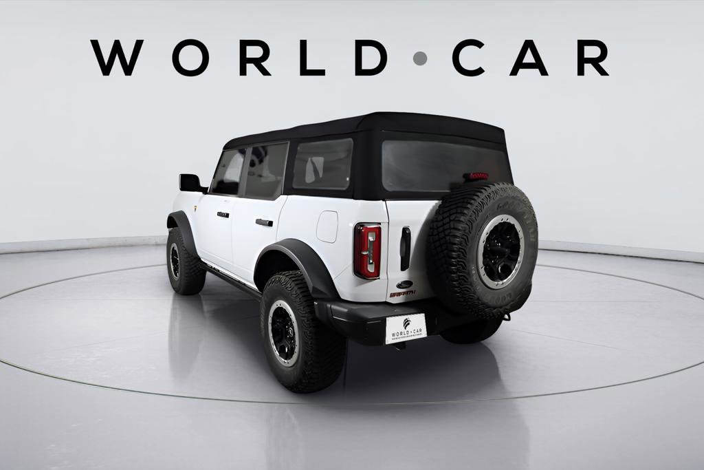 Used 2022 Ford Bronco Badlands image 2