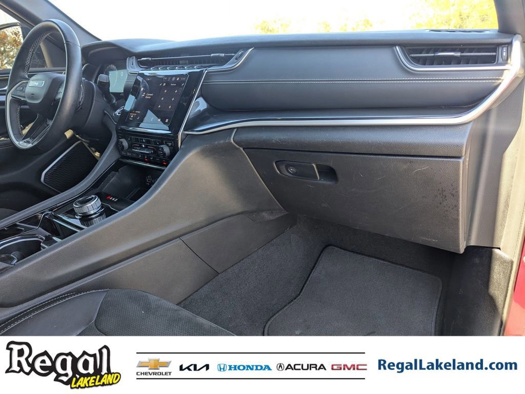 Used 2022 Jeep Grand Cherokee Altitude image 10