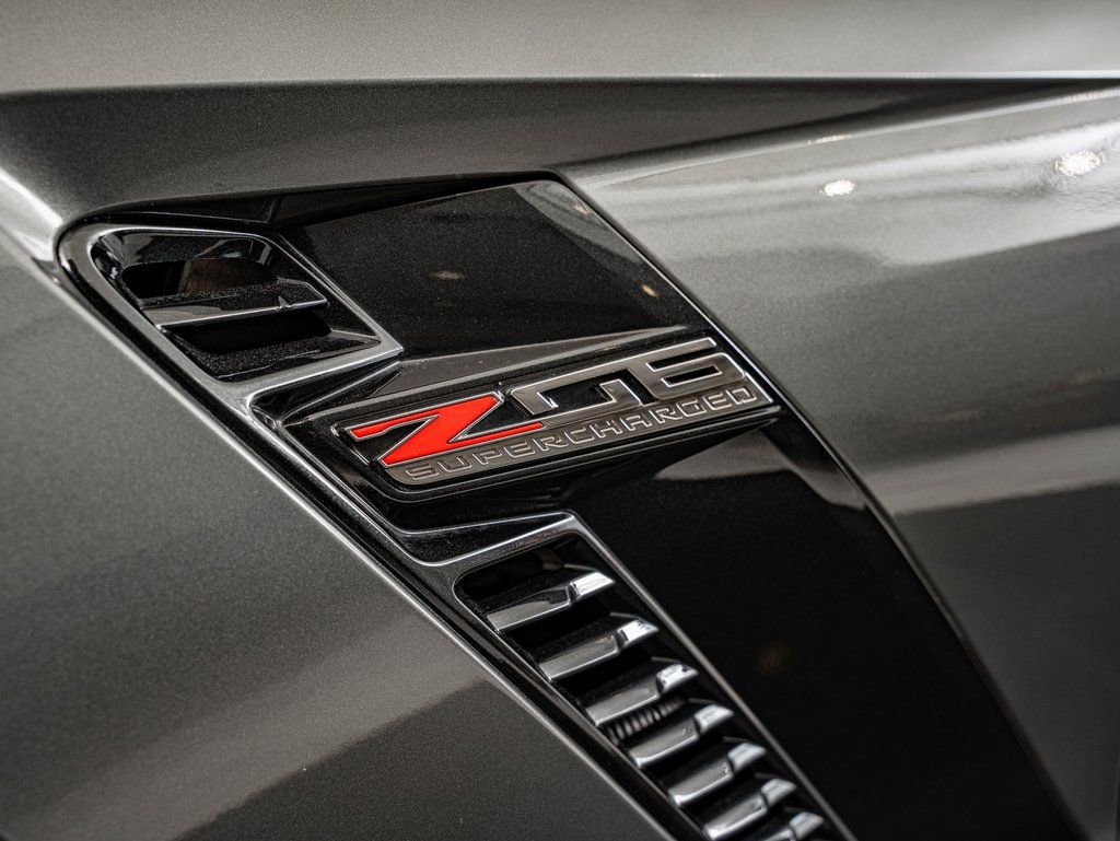 Used 2015 Chevrolet Corvette Z06 image 22