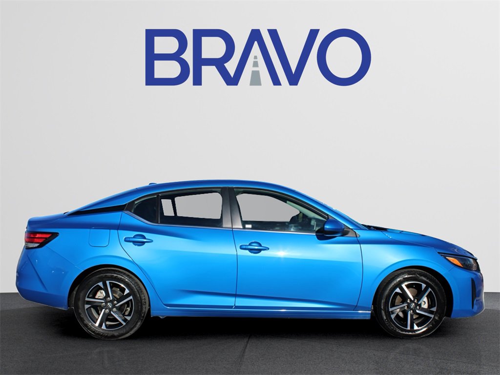 Used 2024 Nissan Sentra SV image 4